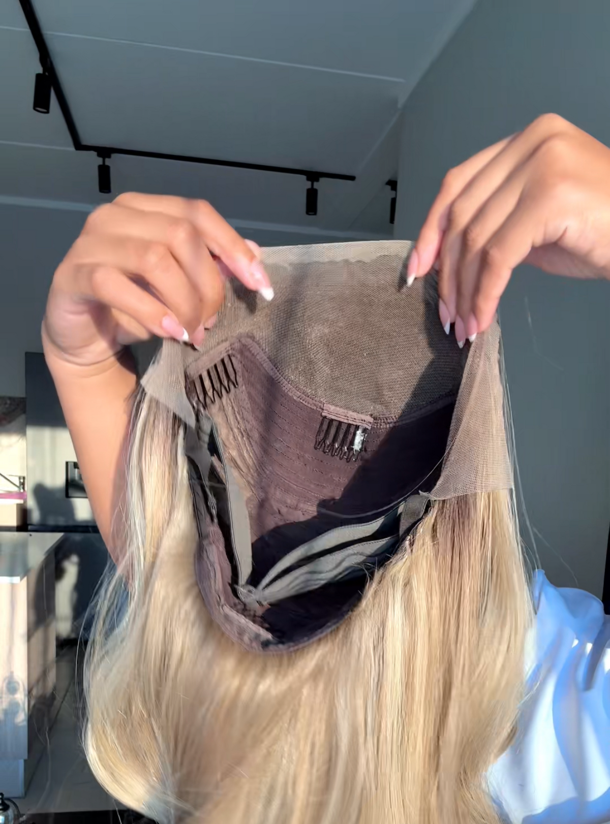 Bella Blonde