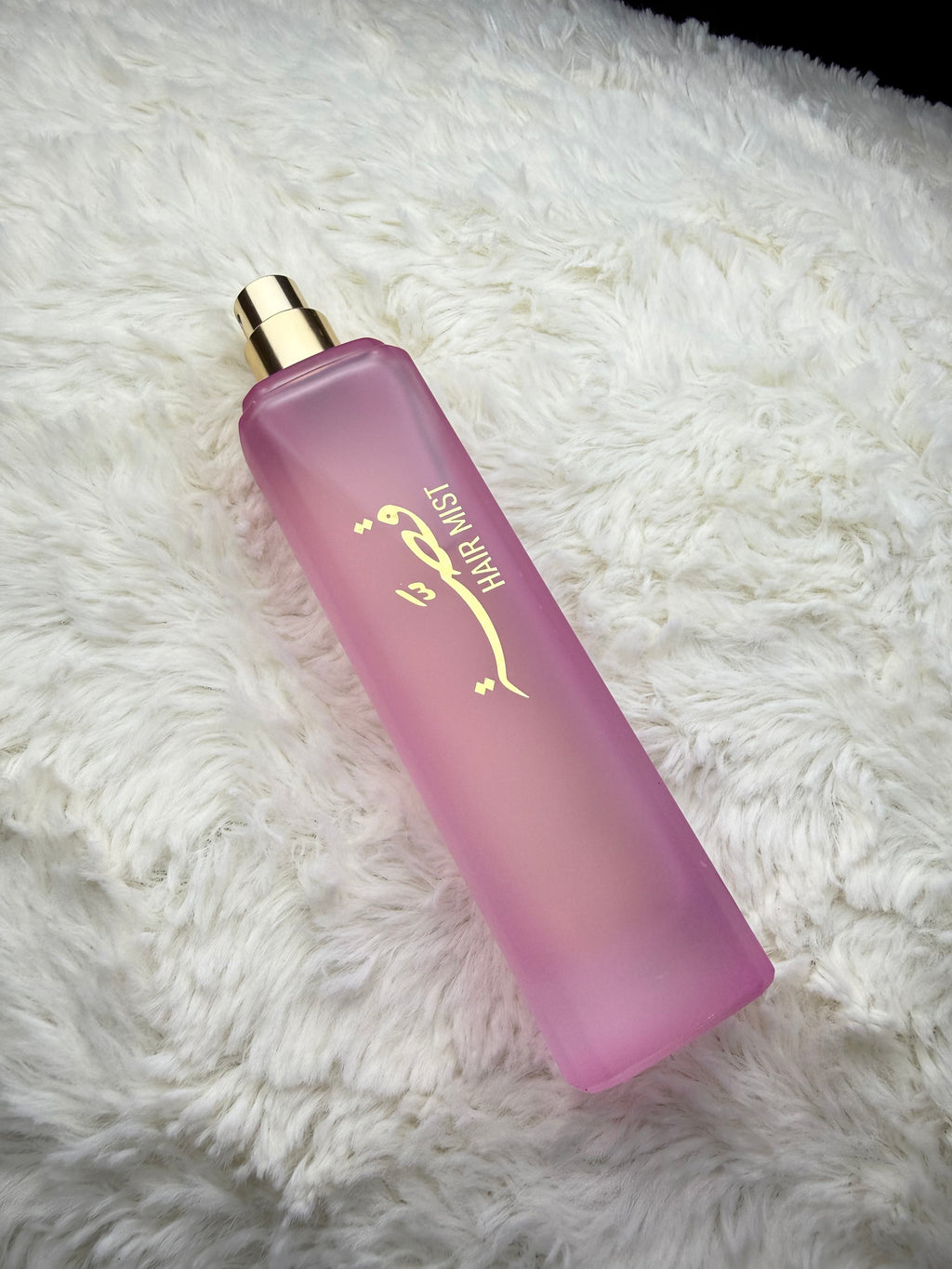 Female hair mist