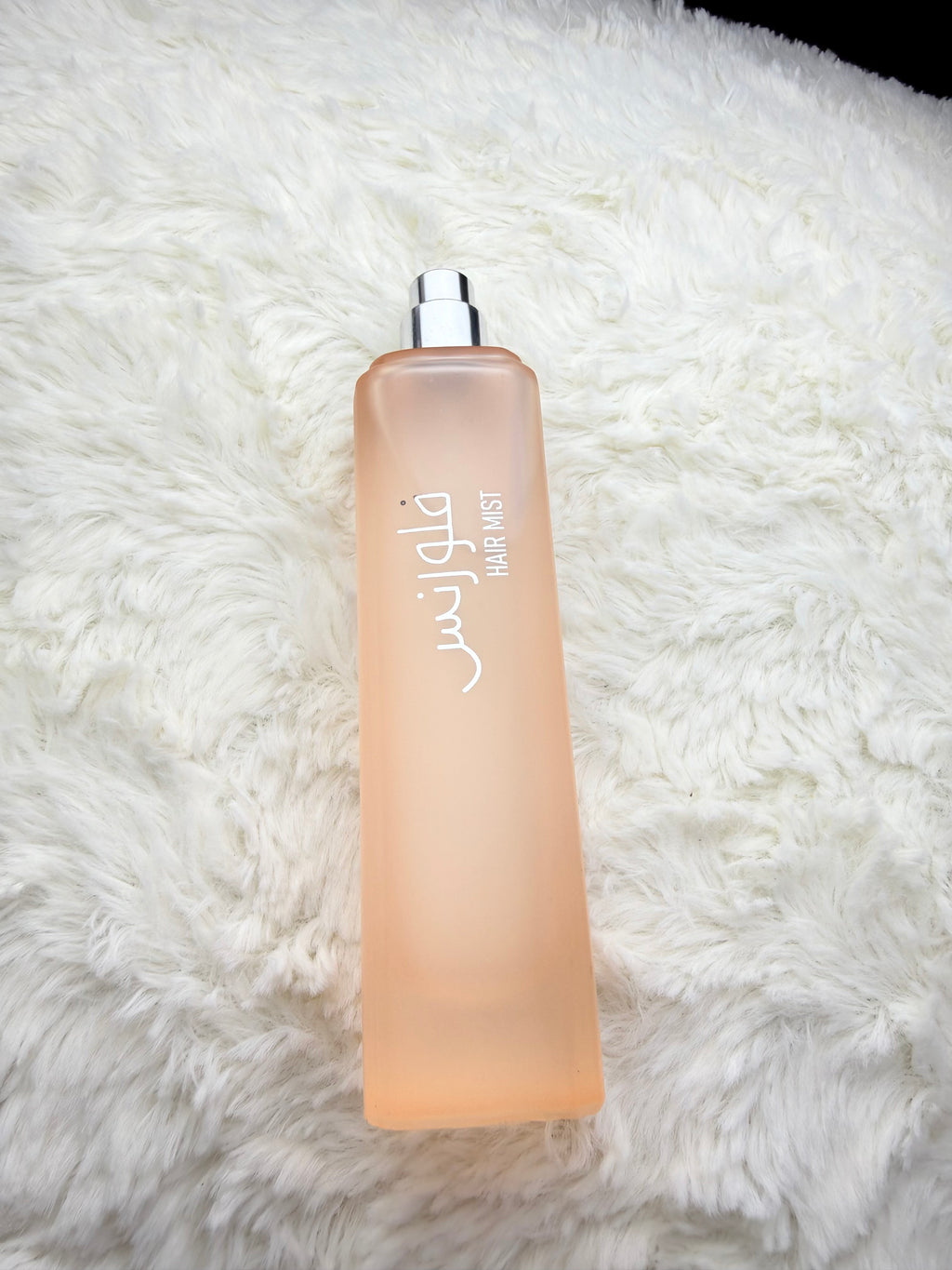 Female hair mist