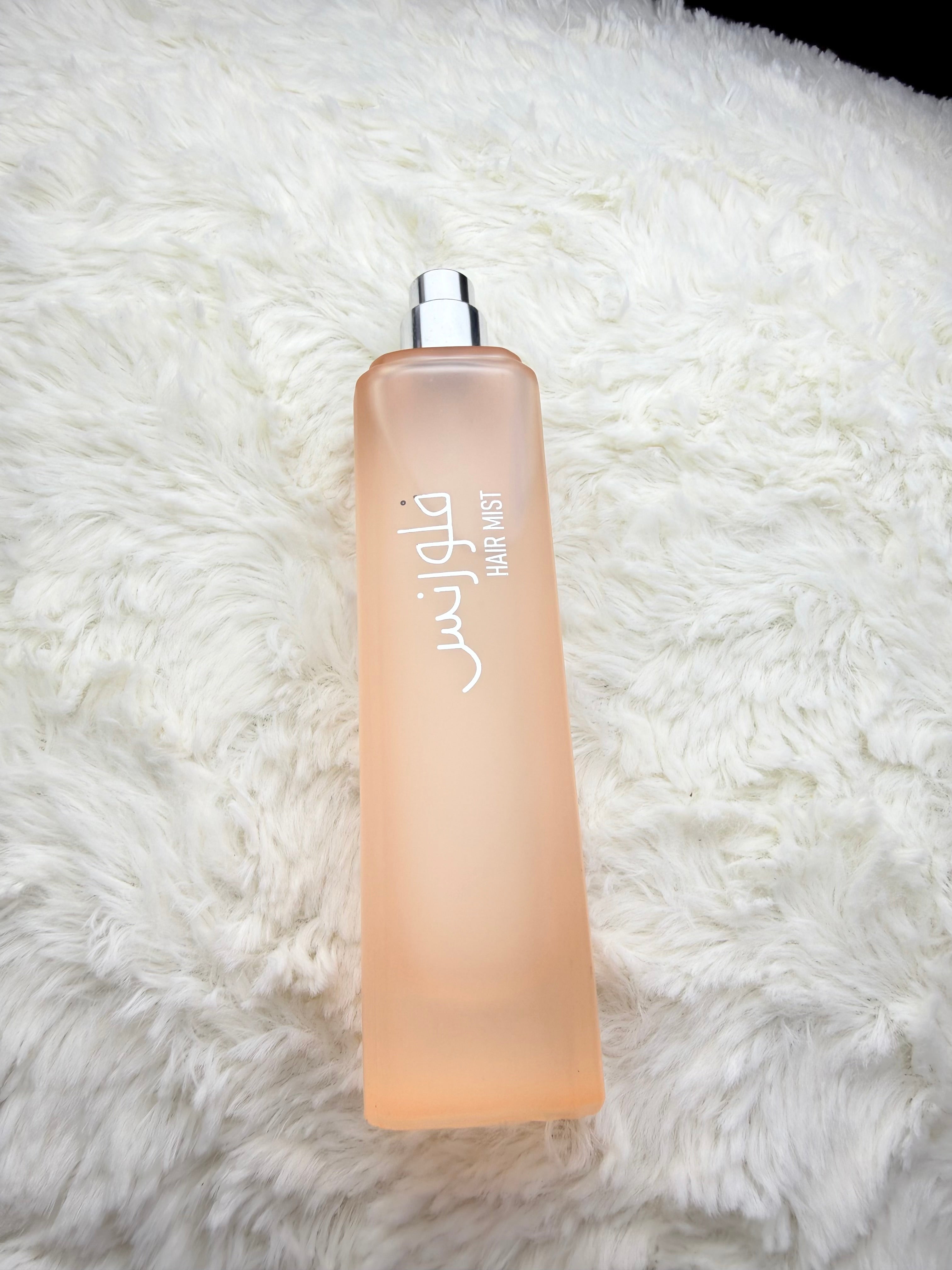 Female hair mist