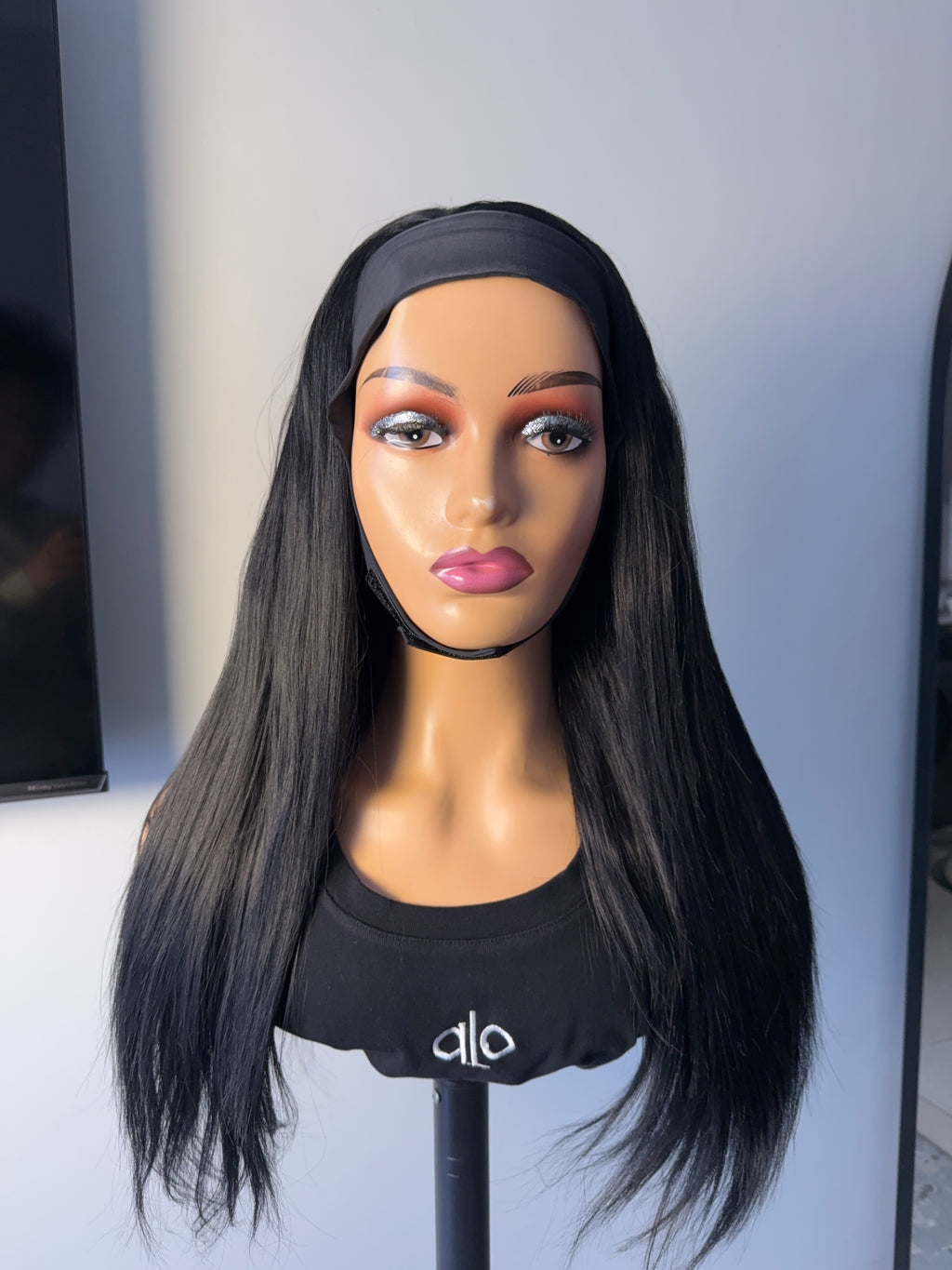 Blended headband wig