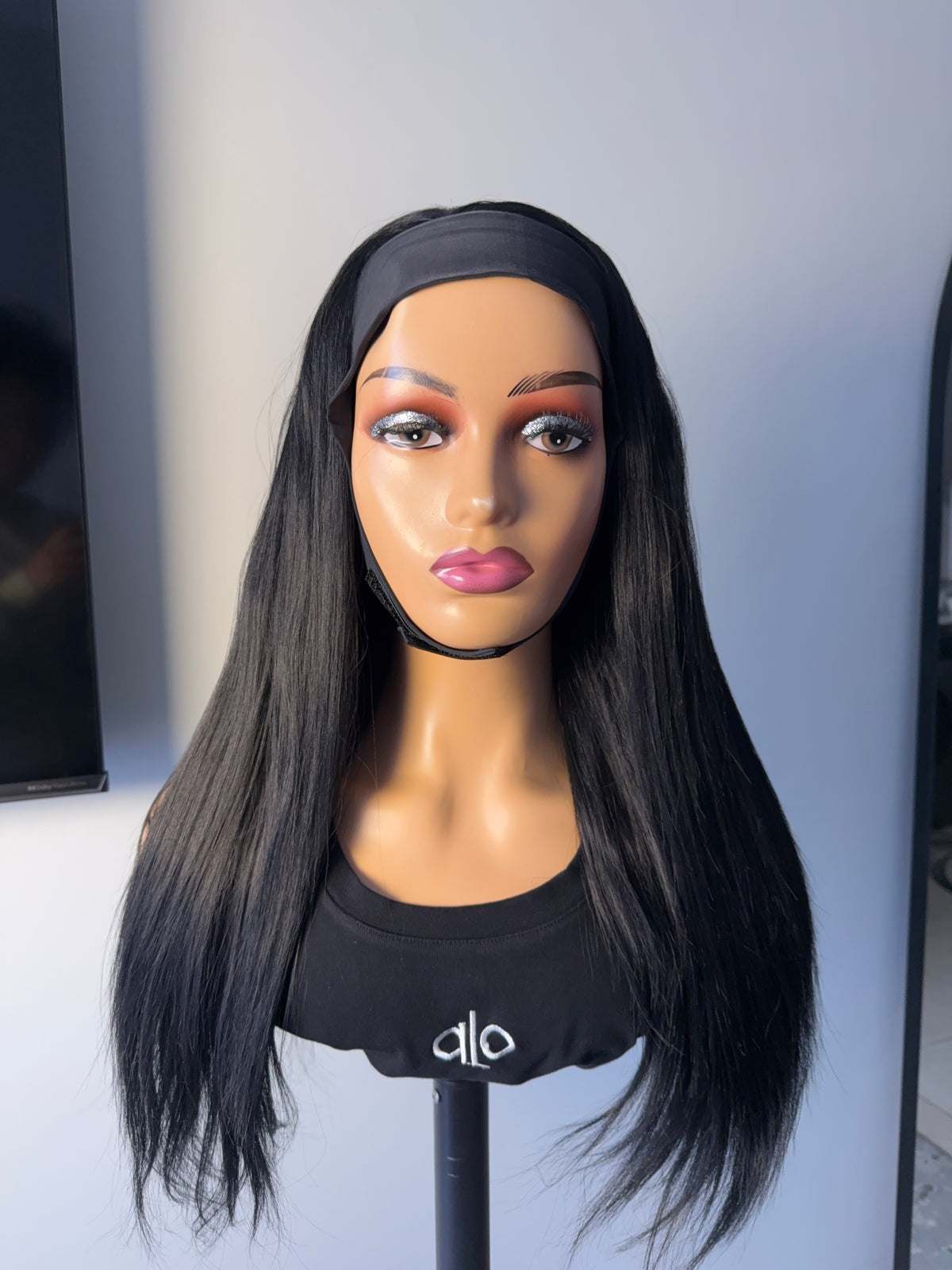 Blended headband wig