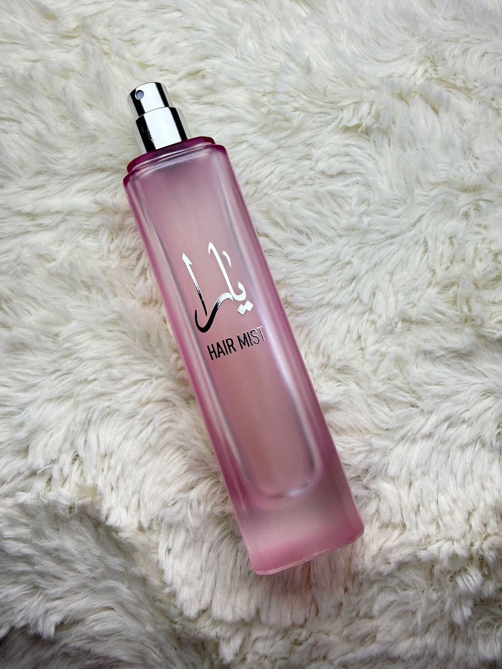 Female hair mist