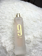 Female hair mist