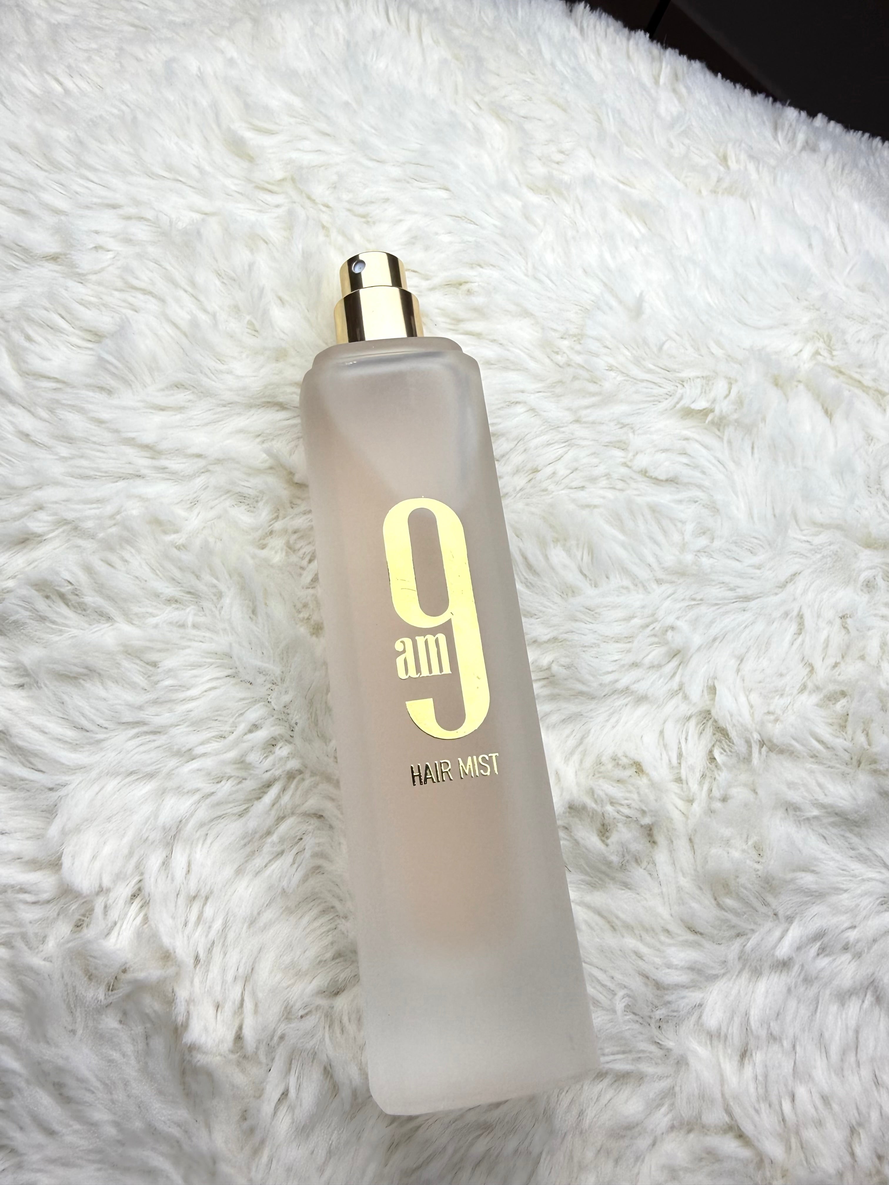 Female hair mist