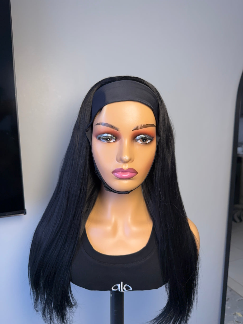 Blended headband wig