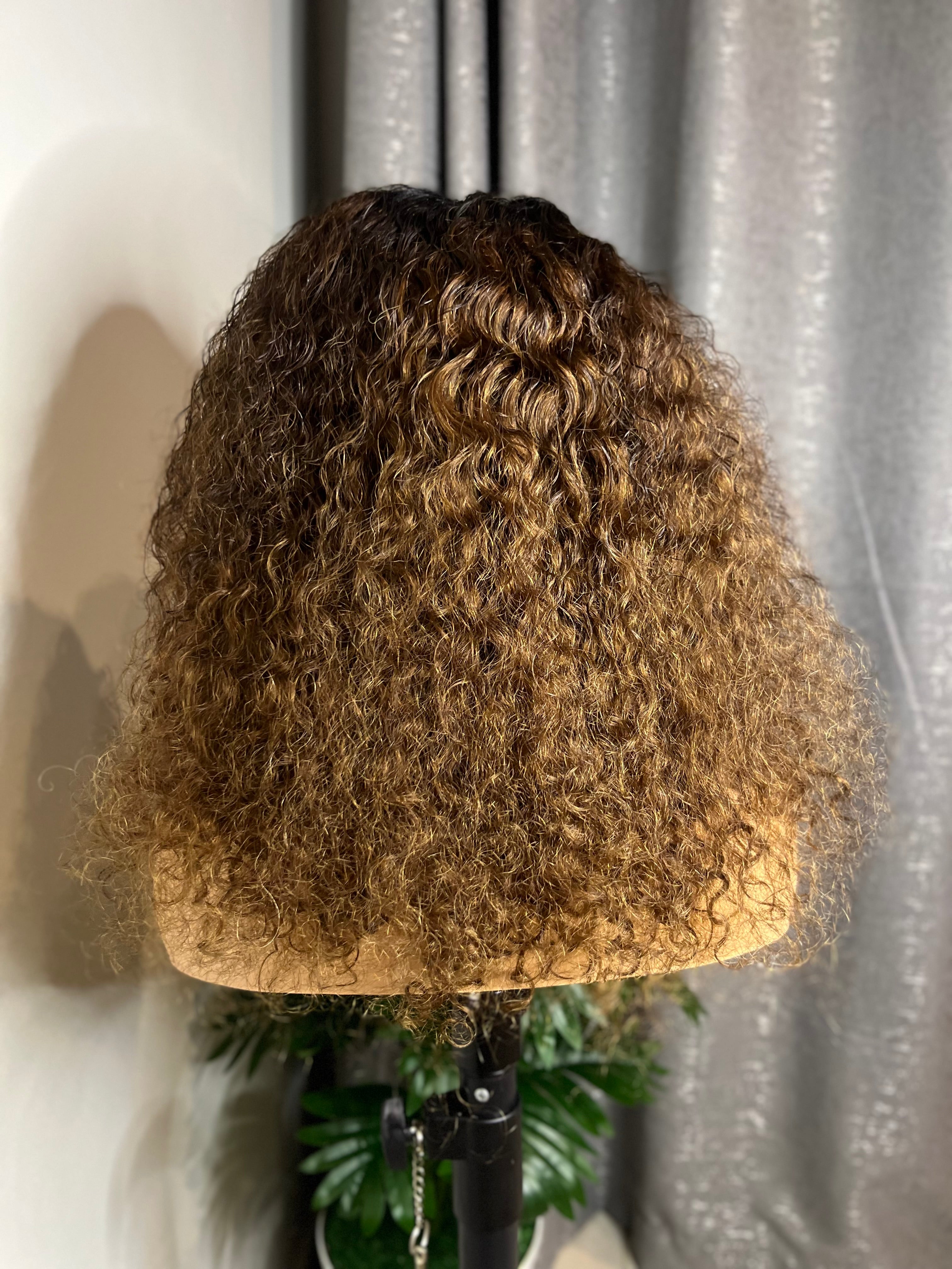 Ombré water wave