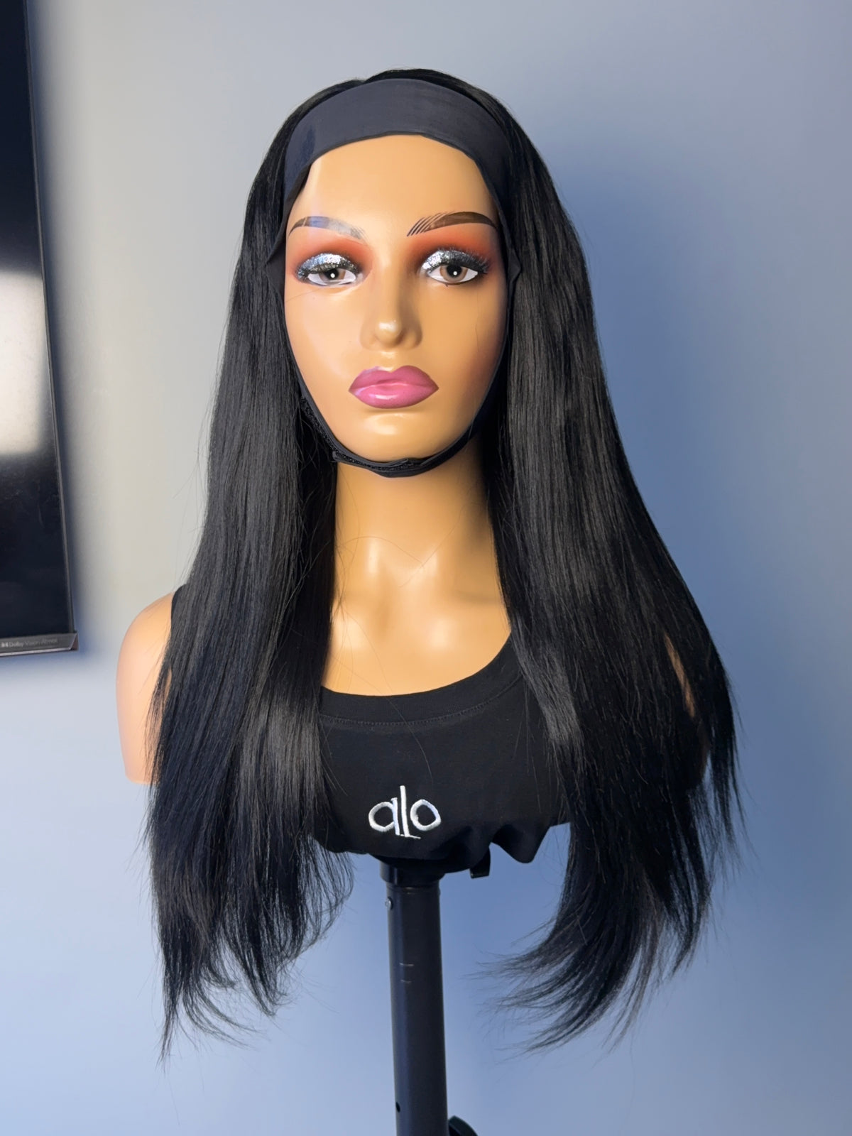 Blended headband wig