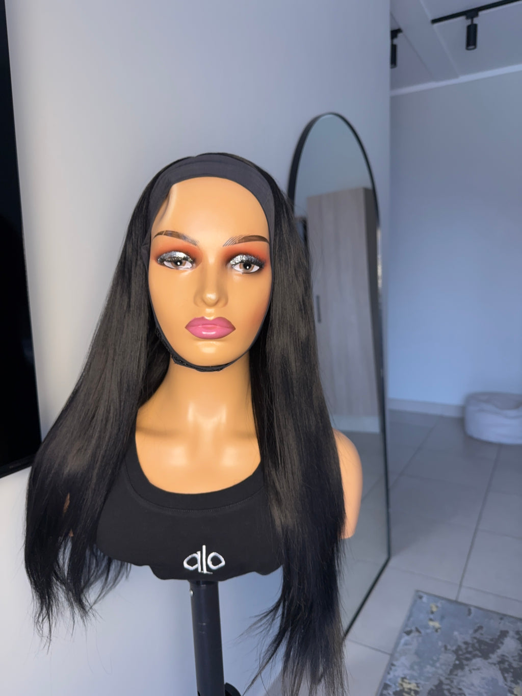 Blended headband wig