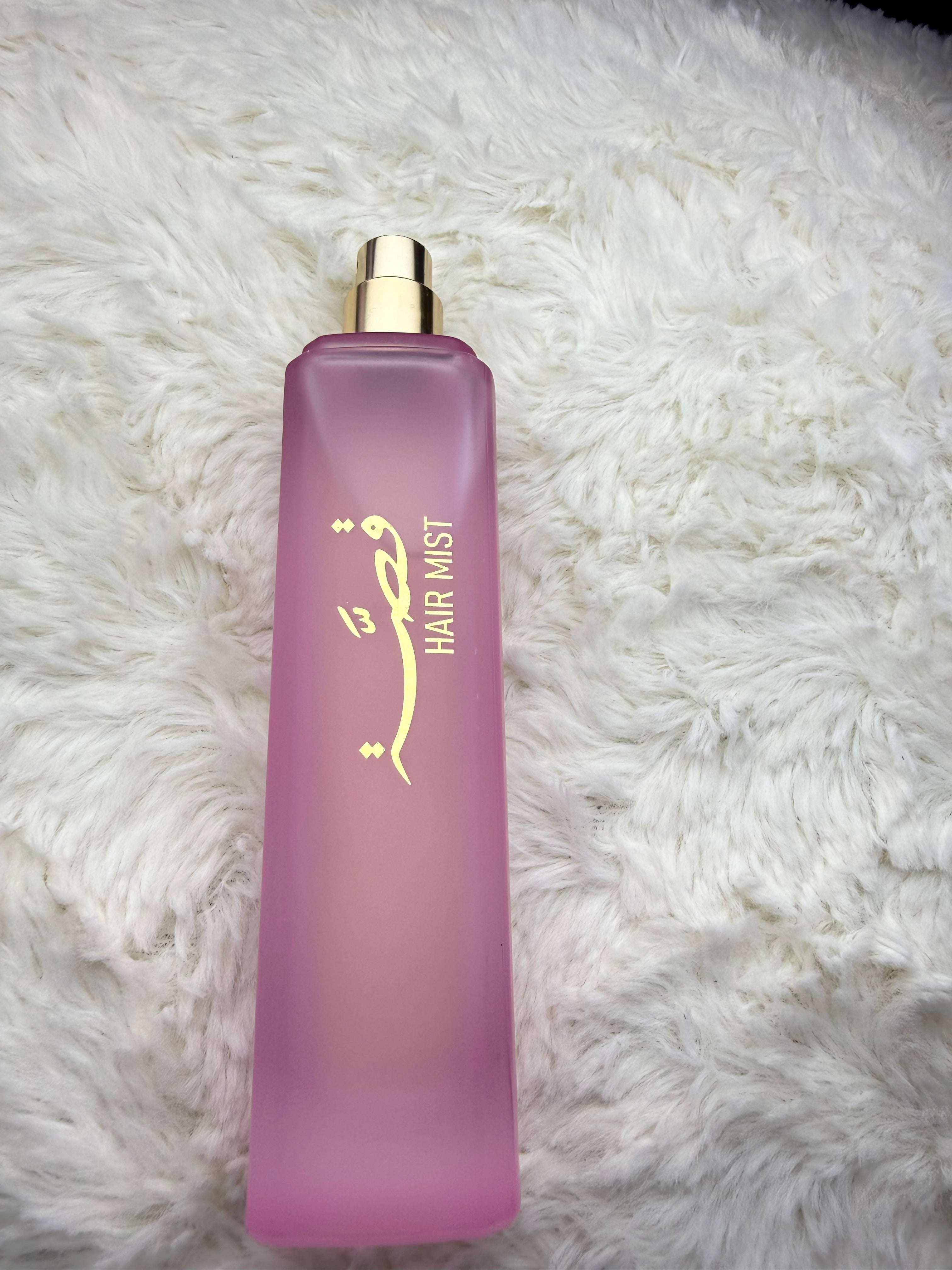 Female hair mist