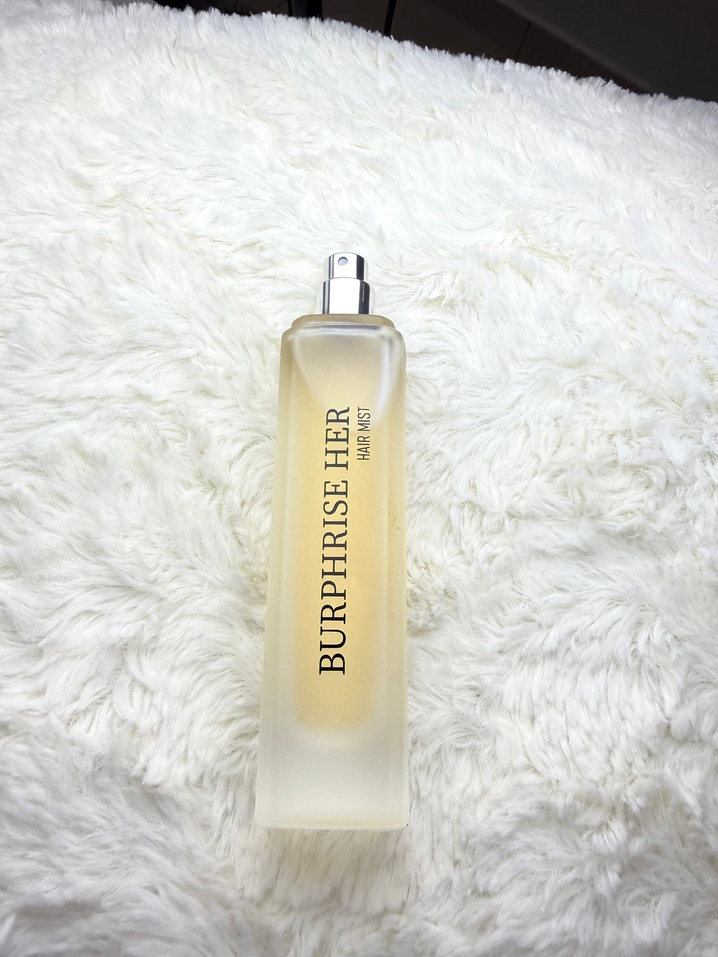Female hair mist